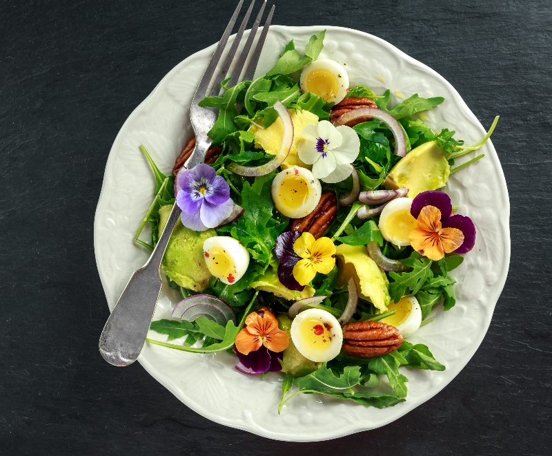 Autumn Salad with Toasted Pecans